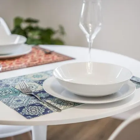 アパート Suite649 Nuova 5 *