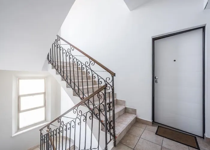 Suite649 Nuova 5 Μόντενα